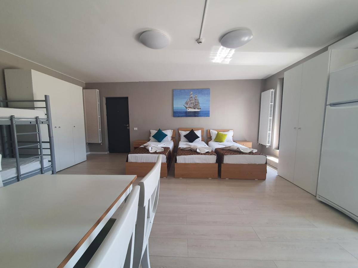 Aparthotel Nevada - Apartamente Констанца Экстерьер фото